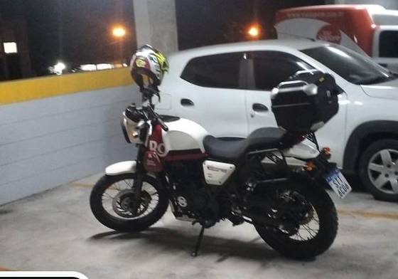 ROYAL ENFIELD SCRAM 411 